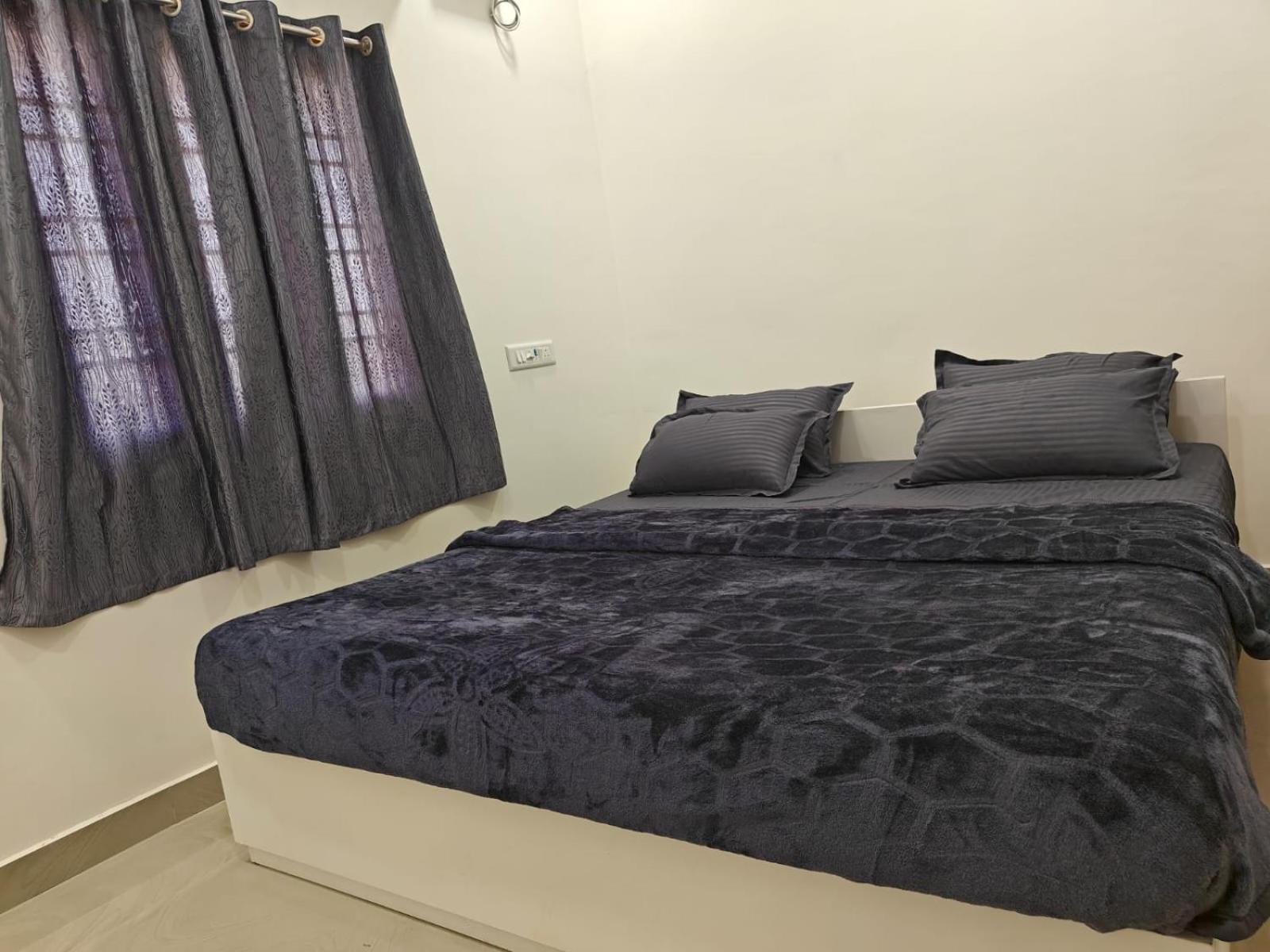 Thirunallar Heaven Homes Tirunallar Exterior photo